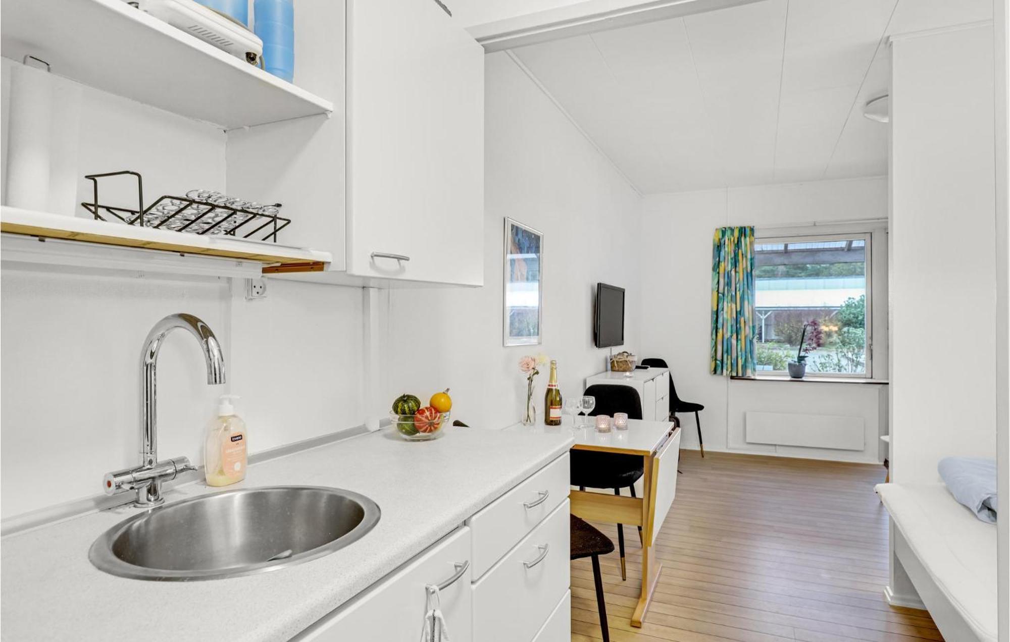 Awesome Apartment In Nexo With Sauna Exterior foto